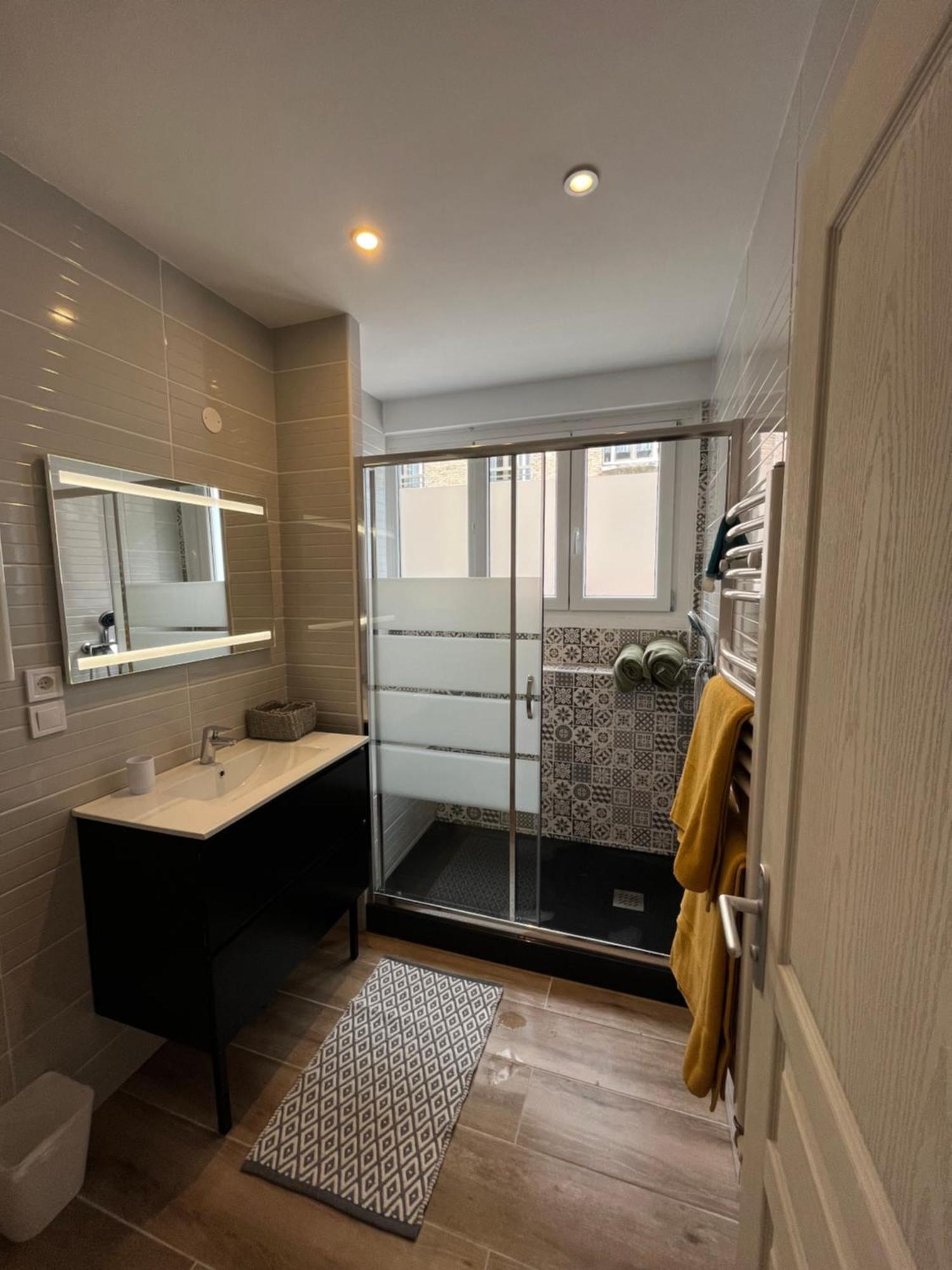 Dunkirk Grande Chambre Dans Loft A Deux Pas De La Plage מראה חיצוני תמונה