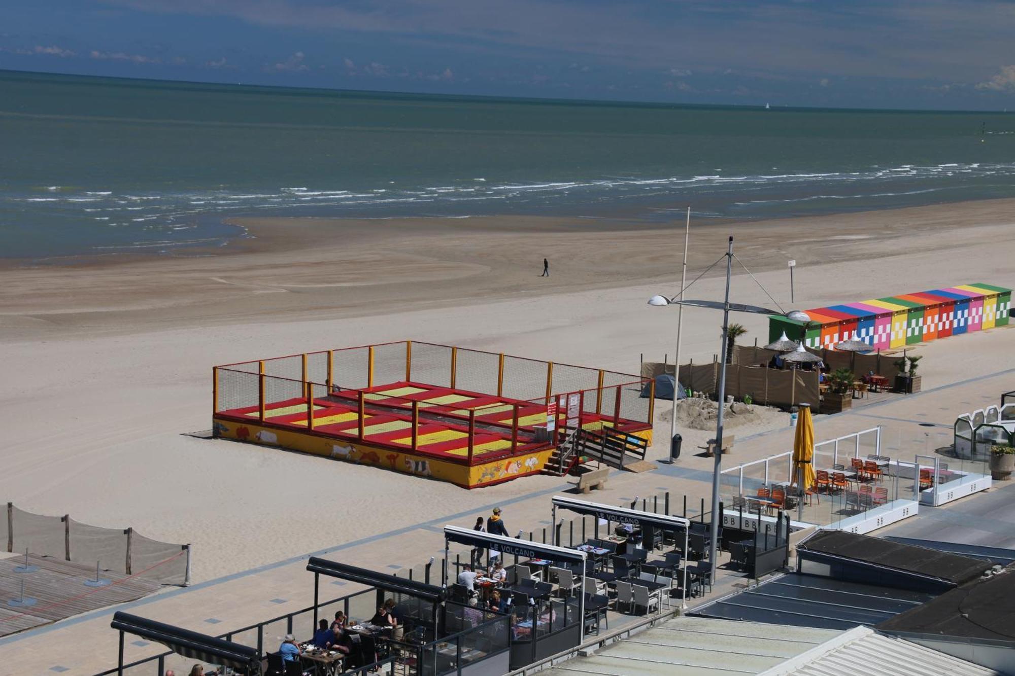 Dunkirk Grande Chambre Dans Loft A Deux Pas De La Plage מראה חיצוני תמונה