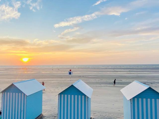 Dunkirk Grande Chambre Dans Loft A Deux Pas De La Plage מראה חיצוני תמונה